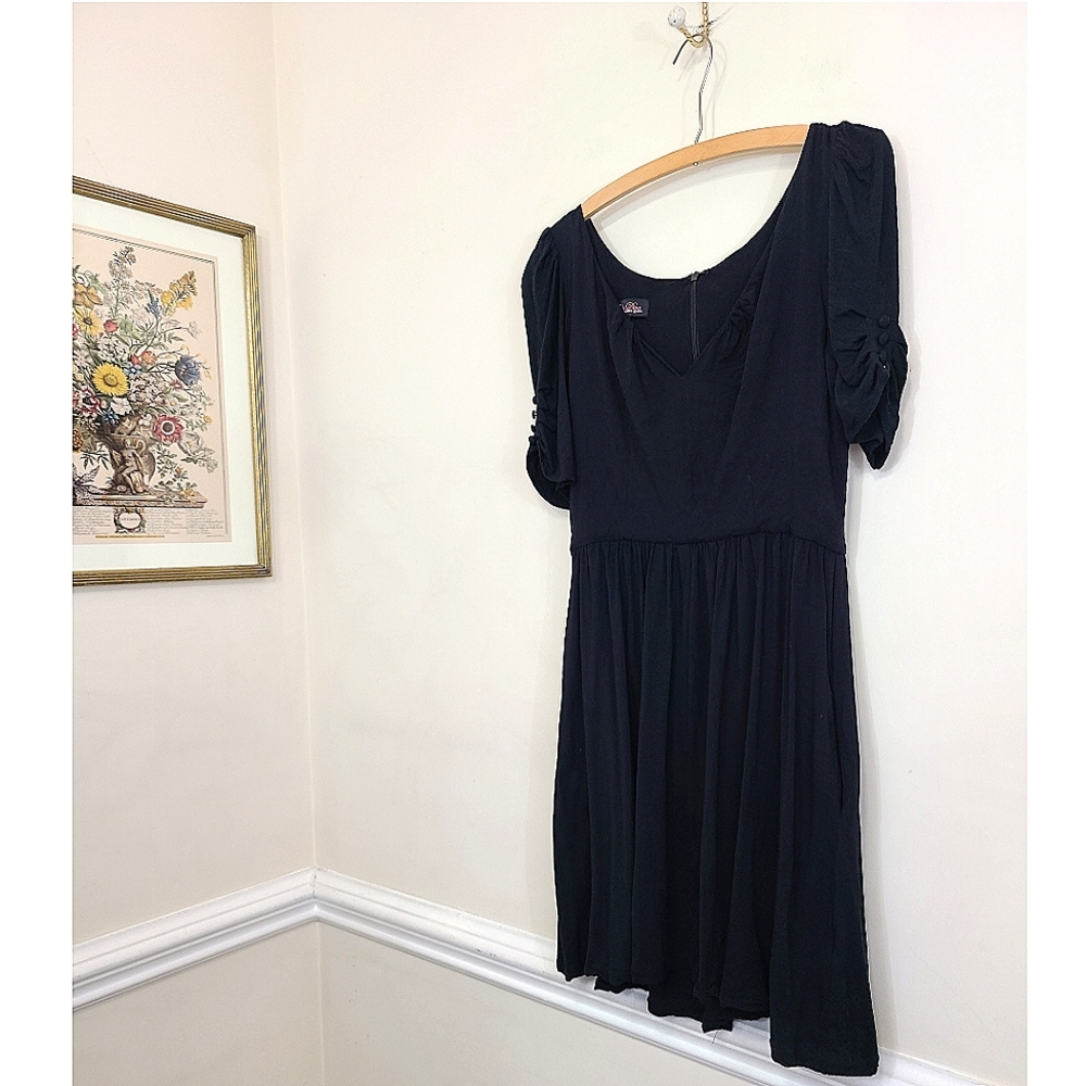 Trashy Diva Black Midi Dress with Ruched Short Sleeves